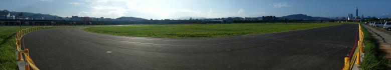 觀山河濱公園  自由車練習場_1
