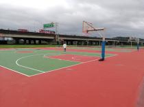 觀山河濱公園&nbsp;&nbsp;籃球場_3